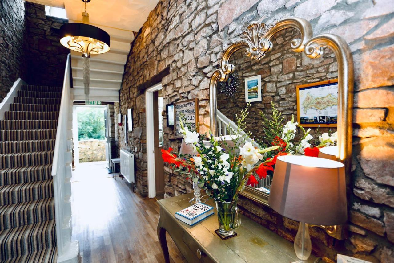 Ty Croeso Boutique B&B Крикоуел Екстериор снимка
