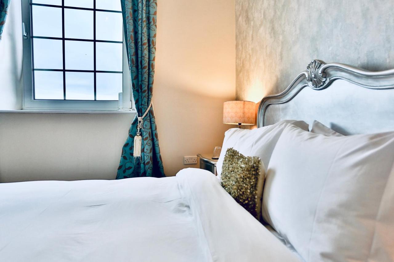 Ty Croeso Boutique B&B Крикоуел Екстериор снимка