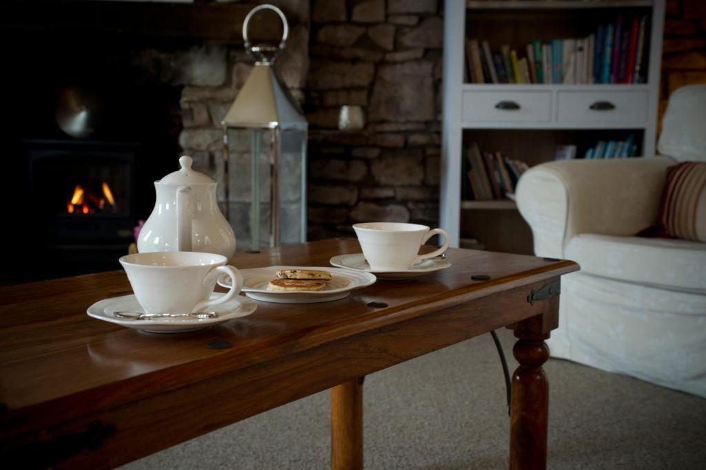 Ty Croeso Boutique B&B Крикоуел Екстериор снимка