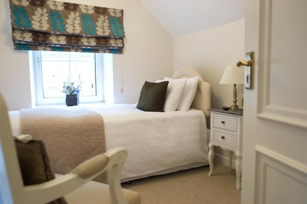 Ty Croeso Boutique B&B Крикоуел Стая снимка