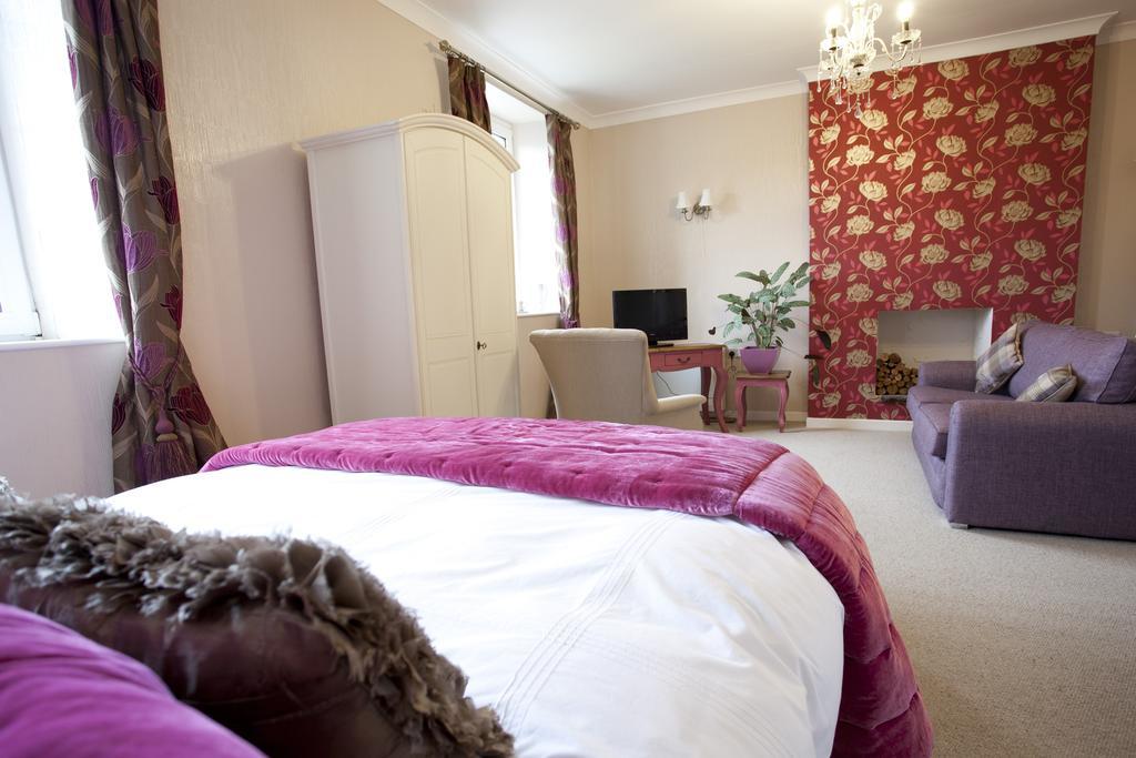 Ty Croeso Boutique B&B Крикоуел Екстериор снимка