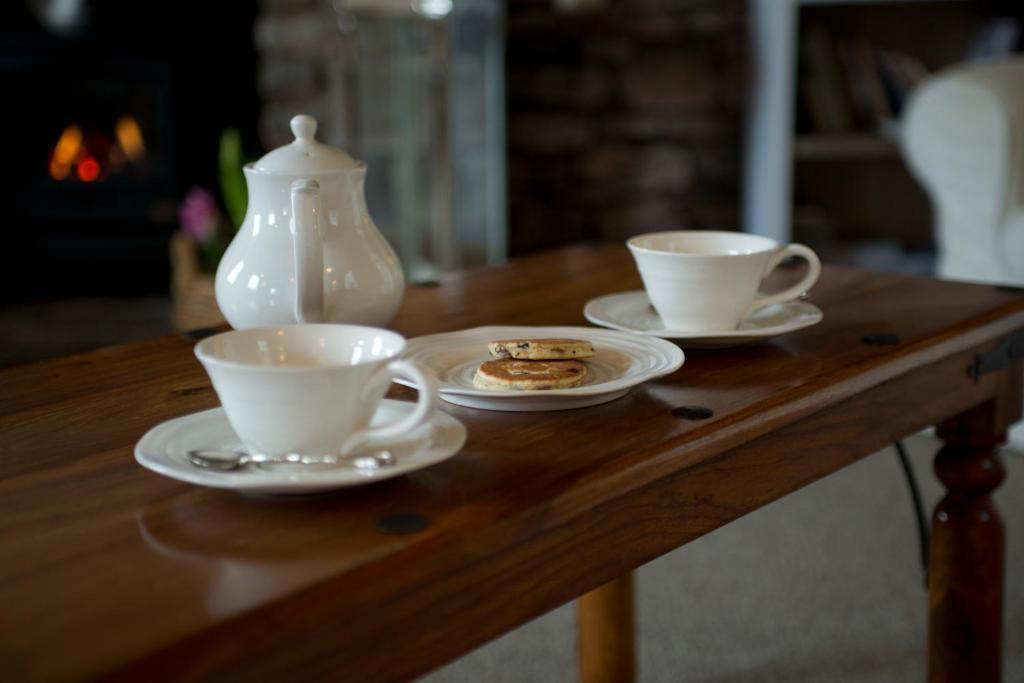 Ty Croeso Boutique B&B Крикоуел Екстериор снимка