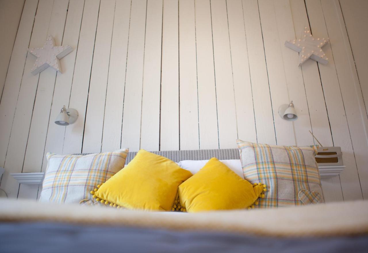 Ty Croeso Boutique B&B Крикоуел Екстериор снимка