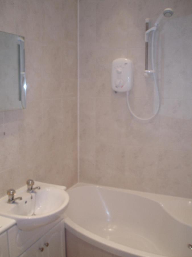 Ty Croeso Boutique B&B Крикоуел Екстериор снимка